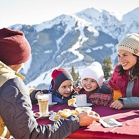Familien-Skiurlaub in Saalbach