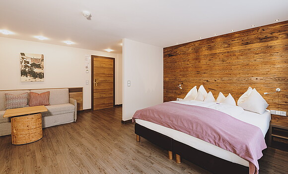 Hotel Die Sonne Hotel Die Sonne, Dezember 2022 © Stefanie Oberhauser