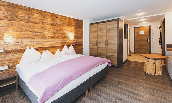 HOTEL DIE SONNE Zimmer im Juni 2025 © Stefanie Oberhauser